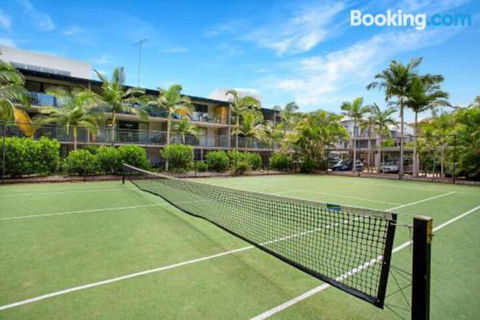 Baden 51 Rainbow Shores Air Conditioned Walk To Beach Swimming Pools - Accommodation Gold Coast 5