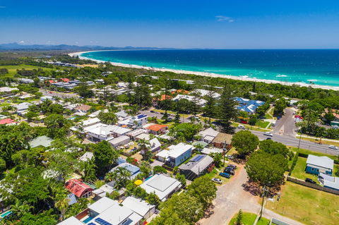 A PERFECT STAY - Aaloka Bay - Accommodation Gold Coast 2