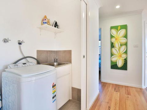 VIlla Zelma Culburra Beach - Gold Coast 4U 1