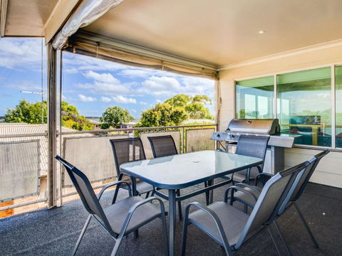 Cuttriss By The Beach - Accommodation Gold Coast 6