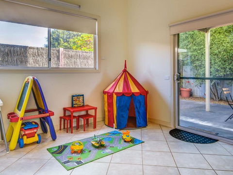 Cuttriss By The Beach - Accommodation Gold Coast 1