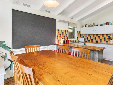Hakea Bush Cabin - Accommodation Gold Coast 4