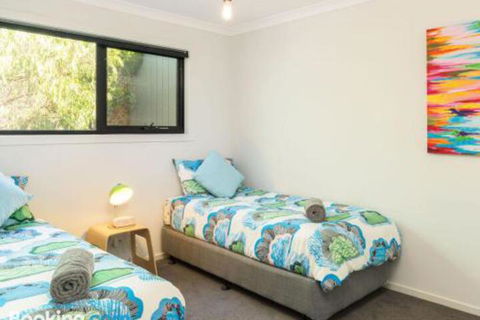 Lantana - Accommodation Gold Coast 1
