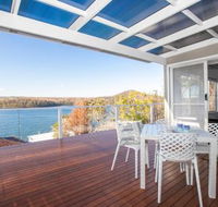 Home on the Water 21 Evans St. Lake Conjola - Gold Coast 4U