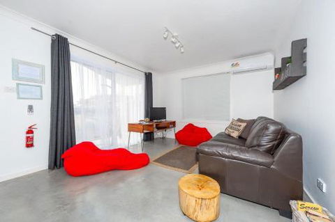 Salty Kisses Holiday House - 1 Gold Coast 5