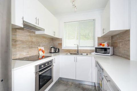 Salty Kisses Holiday House - 1 Gold Coast 4