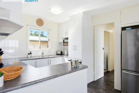 EdAn Beachhouse 21 Laronde - Accommodation Gold Coast 6