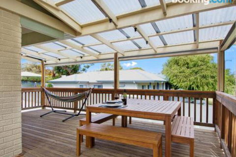 EdAn Beachhouse 21 Laronde - Accommodation Gold Coast 0