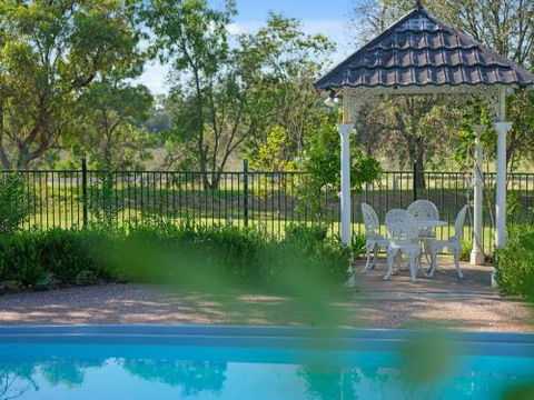 Meerea Country Estate Adjoining Wollombi National Park - Gold Coast 4U 1