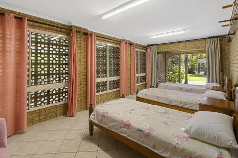 Kingfisher - Accommodation Gold Coast 5