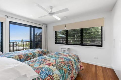 Tramican Street House - Gold Coast 4U 4