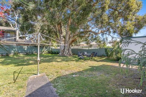 Cromarty Cottage 900m From Birubi Beach - 1 Gold Coast 2