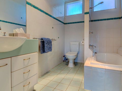 Raywood - Accommodation Gold Coast 6