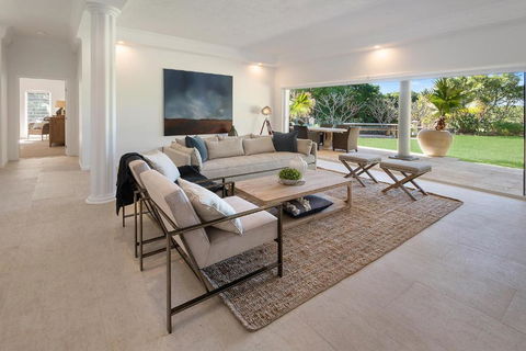 Zephyr On Sapphire - Accommodation Gold Coast 1