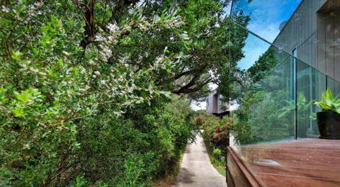 SURF Side SECRET INVERLOCH - Gold Coast 4U 6