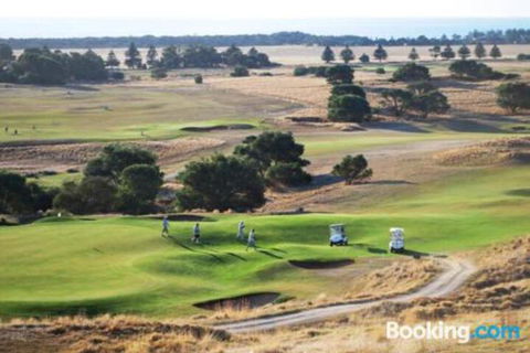 Eagles Nest - Accommodation Gold Coast 3