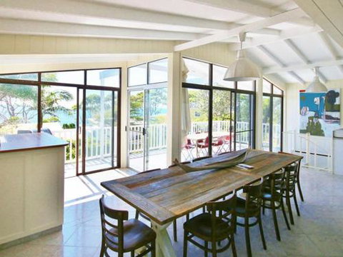 Bimbimbie At Hyams Beach 4pm Check Out Sundays - 1 Gold Coast 6