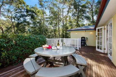 Hilldo Lovely Mountainside Accommodation - Gold Coast 4U 2