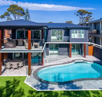 Vukeville beachfront luxury with pool 4pm Check Out Sundays