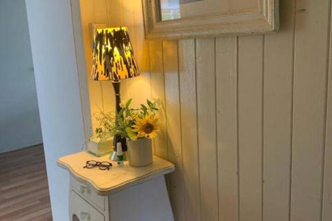 Hilltop Gallery - Gold Coast 4U 1