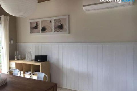 The Vibe Sandy Point - Accommodation Gold Coast 0