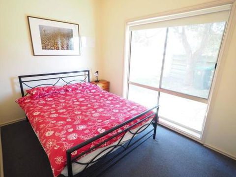 Sunset Deck Beach House Sandy Point - Accommodation Gold Coast 5