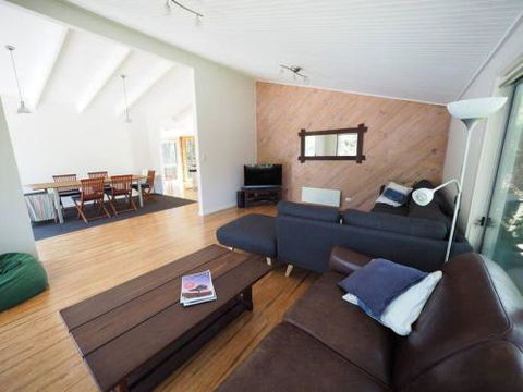 Sleepy Hollow Sandy Point - Accommodation Gold Coast 4