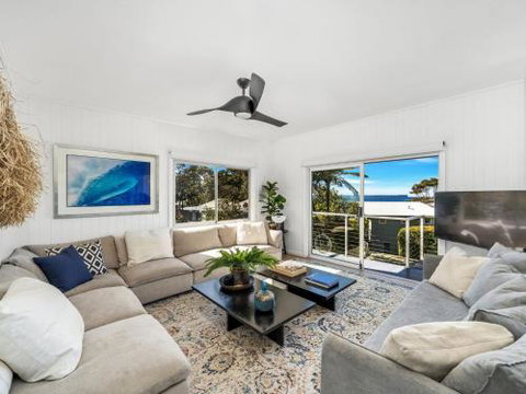 Akora At Hyams 4pm Check Out Sundays - 1 Gold Coast 5