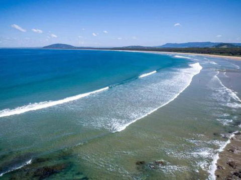 CARMELONE Gerroa 4pm Check Out On Sundays - Gold Coast 4U 3