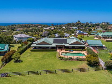 GULL HOUSE Kiama 4pm Check Out Sundays - 1 Gold Coast 2