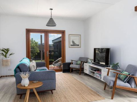 SPINDRIFT Kiama & Surrounds 4pm Check Out Sundays - Accommodation Gold Coast 0
