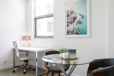 Urban Rest - The Azure Bondi - Accommodation Gold Coast 3