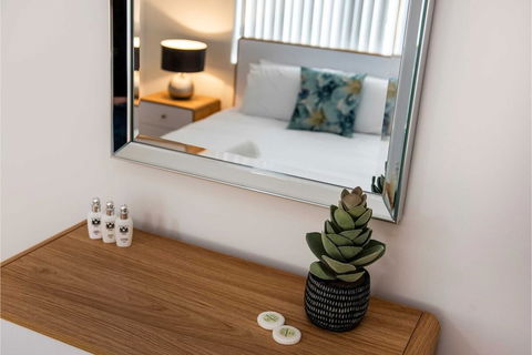 Executive 1BR Suite - Close To Foreshore & Cbd - Gold Coast 4U 1