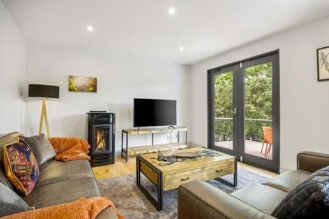 Villa Locarno - Accommodation Gold Coast 5