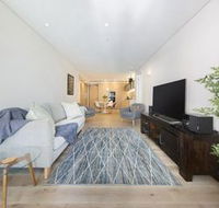 City with a Twist of Lemon Rejuvenate Stays - Accommodation Gold Coast