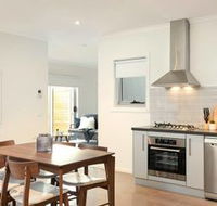 Chic Modern  Designer Apartment - Accommodation Gold Coast