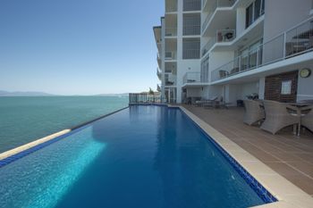 1 Bright Point Apartment 5501 - Gold Coast 4U 1