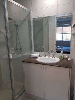 Oceanside Retreat Busselton - Gold Coast 4U 1