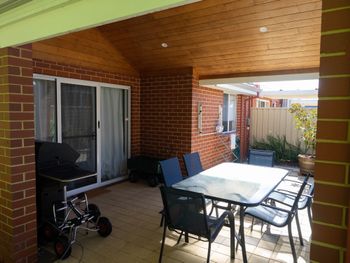 Oceanside Retreat Busselton - Gold Coast 4U 6