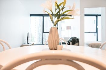 Designer CBD Apartment With Infinity Pool - Accommodation Gold Coast 5