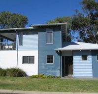 Waterside No 9 Blackwood Retreat - Gold Coast 4U