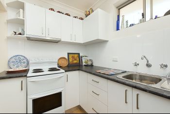 Comfy Convenience In Centennial Park - Gold Coast 4U 2