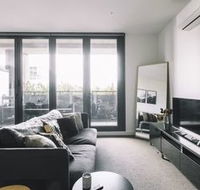 Luxurious Apartment in The Heart of Melbournes CBD - Accommodation Gold Coast