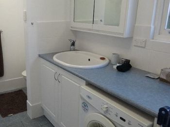 Lakeside Getaway - Gold Coast 4U 2