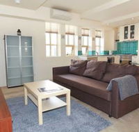 2 beds 2 baths FREE car park. Behind State Library - Accommodation Gold Coast