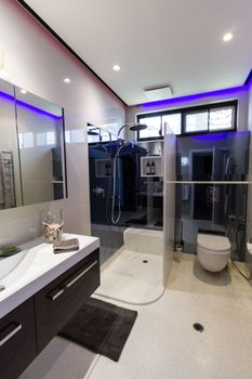 Serene Marinafront 3BR Retreat - Accommodation Gold Coast 3