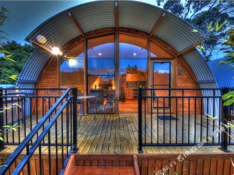Bruny Island Accommodation 43 Degrees Beachside Studio Spa Apartments (1) - Accommodation Gold Coast 3