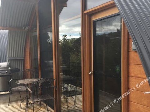 Bruny Island Accommodation 43 Degrees Beachside Studio Spa Apartments (1) - Accommodation Gold Coast 4