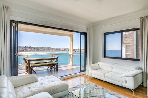 Ultimate Bondi Escape - Accommodation Gold Coast 0