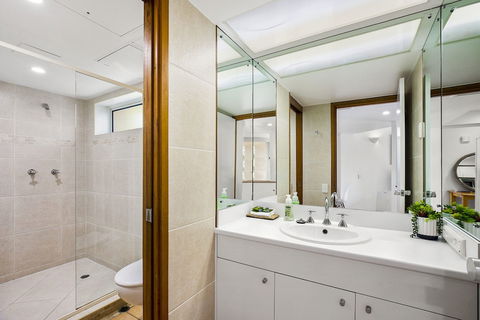 Garden Penthouse Netanya - Gold Coast 4U 4